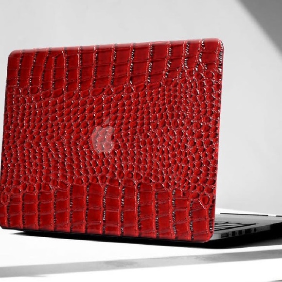 Red Crocodile Pattern Laptop Case for MacBook 13 - Picture 2 of 7